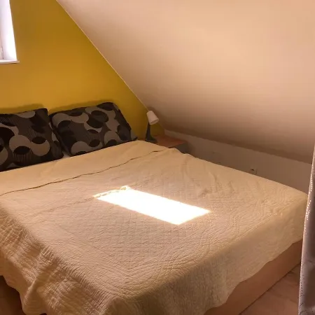 Jolie Petite Mesbrecourt-Richecourt